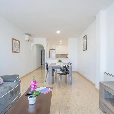Apart-Rent Apartment Blaucel 0086 * Empuriabrava